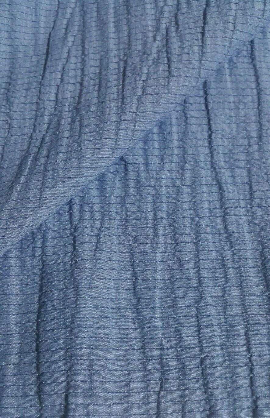 BLUE CRINKLED AND STRETCH VISCOSE POLYESTER FABRIC- SOLD BY THE METRE B3/215 - Image 2