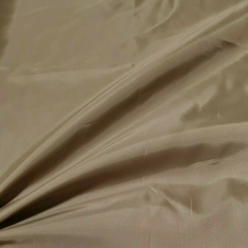 Dress Lining Fabric Polyester 55" Wide Sold By The Metre - Image 3
