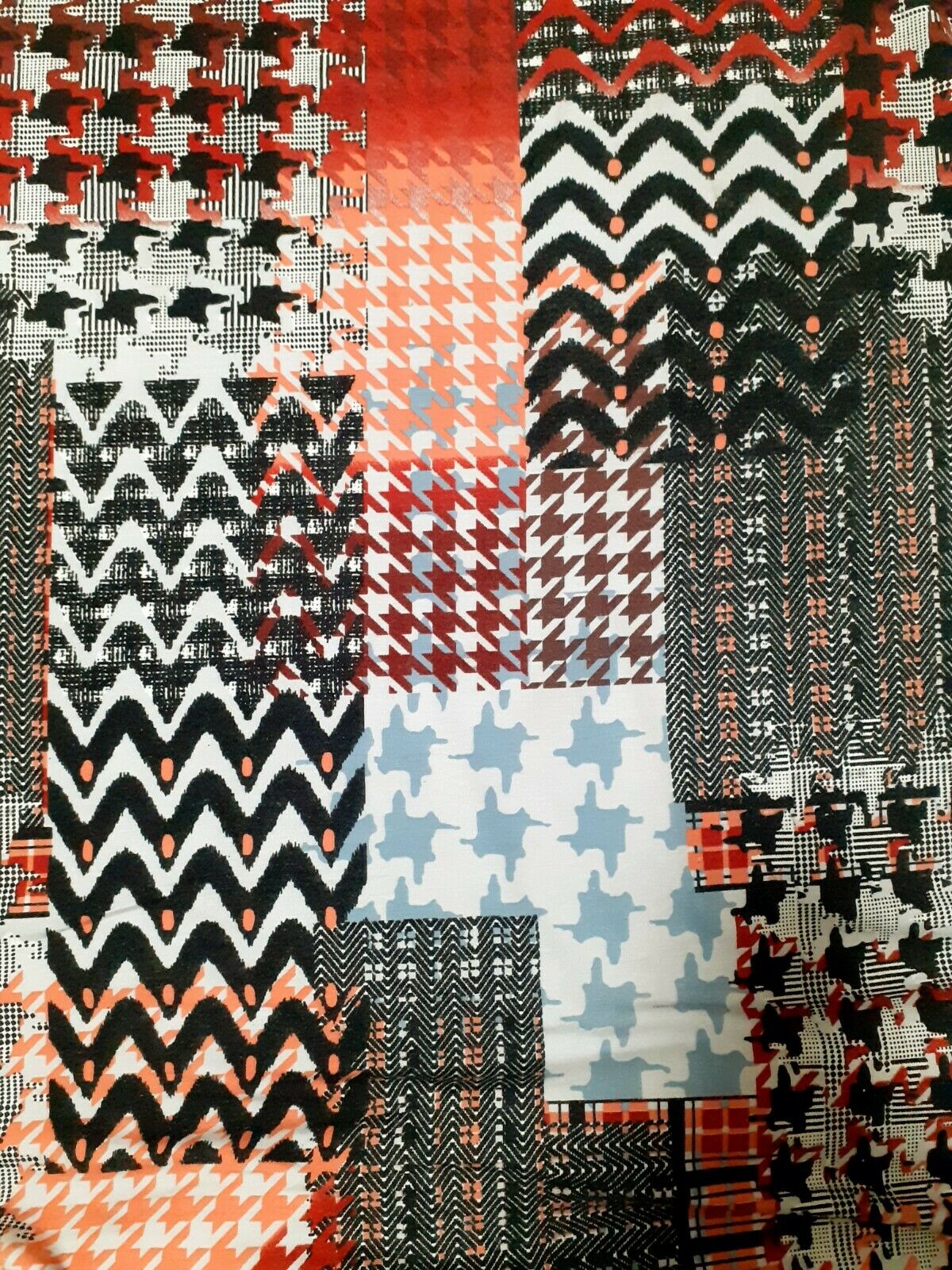 JERSEY FABRIC PRINTED STRETCH VISCOSE POLYESTER - SOLD BY THE METRE A1-150 - Image 2